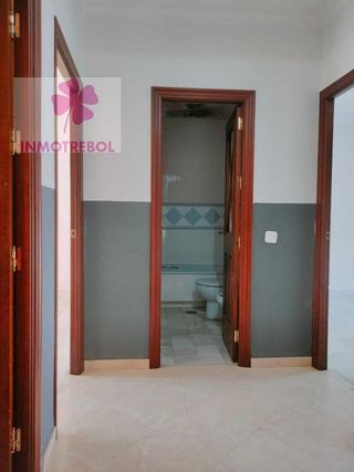 Casa adosada en venta en Centro en Bormujos