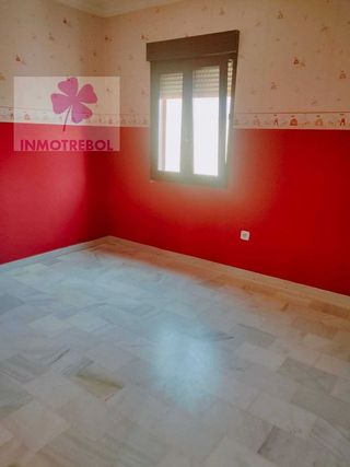 Casa adosada en venta en Centro en Bormujos