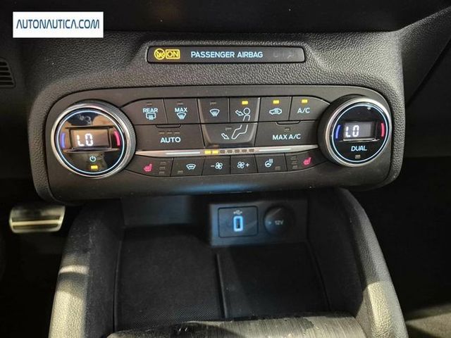 Ford Focus 1.5 ecoboost st line aut. 150