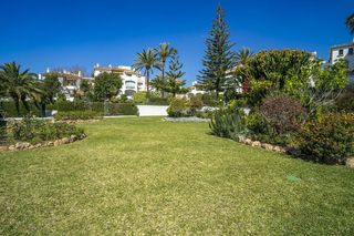 Piso en venta en Nueva Andalucía centro en Marbella