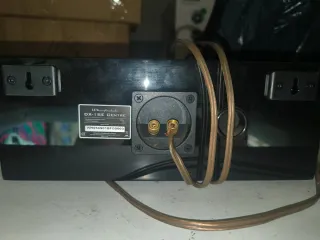 Altavoces Wharfedale Negro