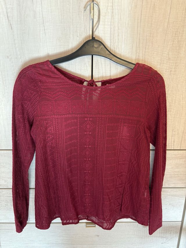 Blusa granate de manga larga Hollister