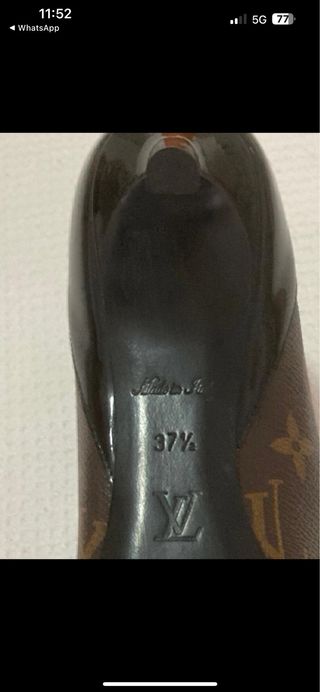 Zapatos Louis Vuitton Marrones y Negros