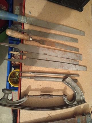 Lote de herramientas manuales