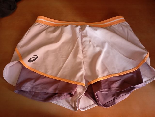 Shorts 2 en 1 Asics mujer rosa/morado