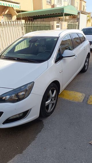 Opel Astra 2013