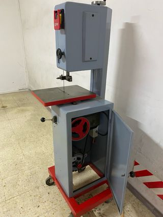 Sierra de cinta industrial