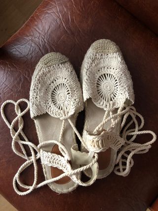 Sandalias Esparto Crochet Beige