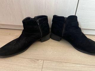 Botines negros Marypaz con hebillas