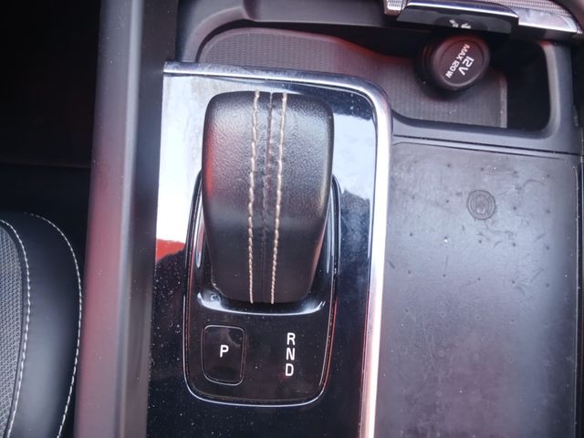 Volvo XC60 2.0 T6 AWD Recharge RDesign Auto