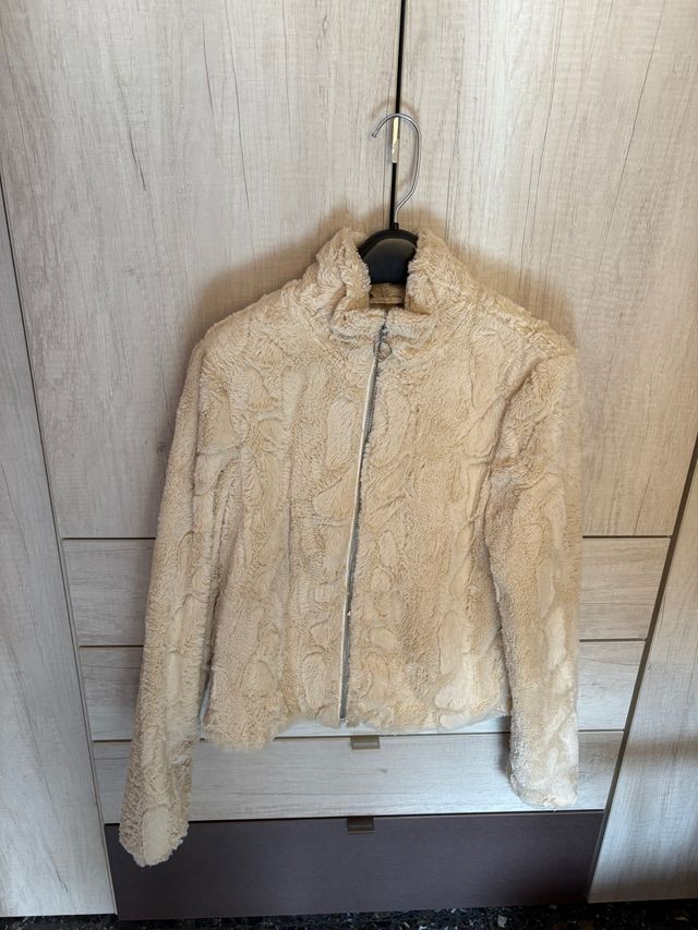 Abrigo beige de Pull&Bear
