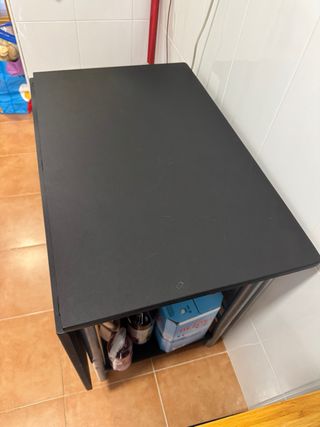 Mesa plegable negra cocina