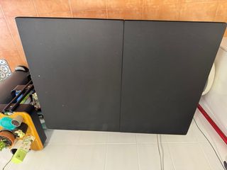 Mesa plegable negra cocina