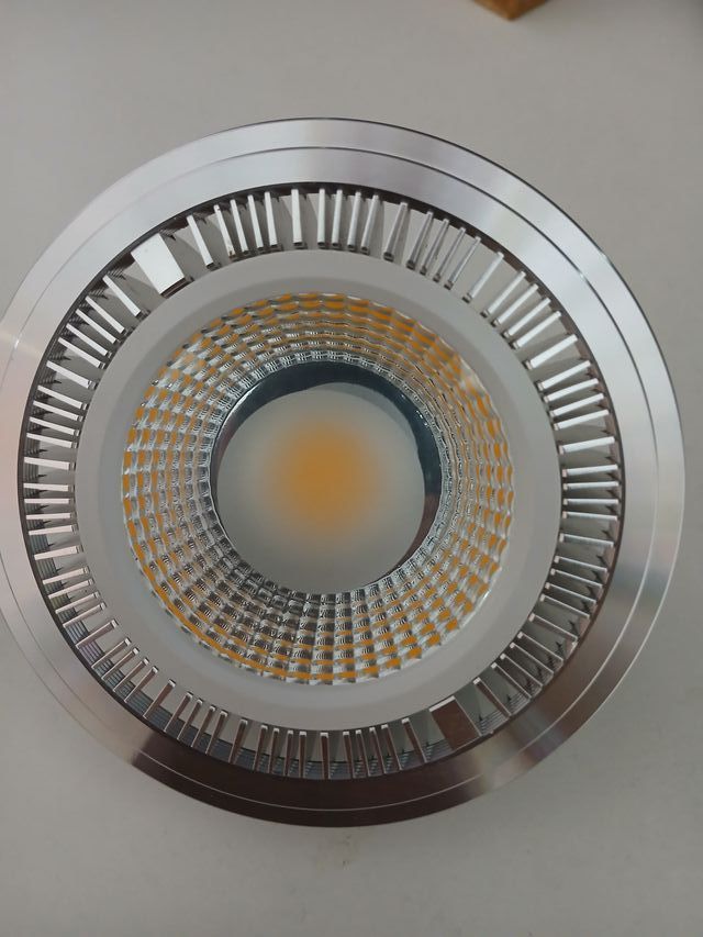 Focos LED AR111 G53 Nuevos, 14 unidades