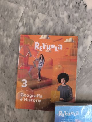 Geografía e Historia. 3 Secundaria. Revuela