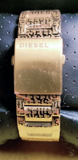 Reloj Diesel Mr Daddy nuevo dorado