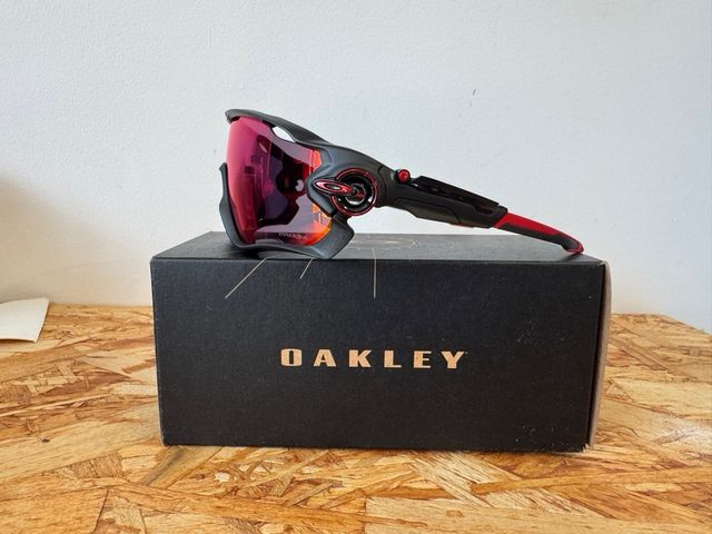 Oakley Jawbreaker