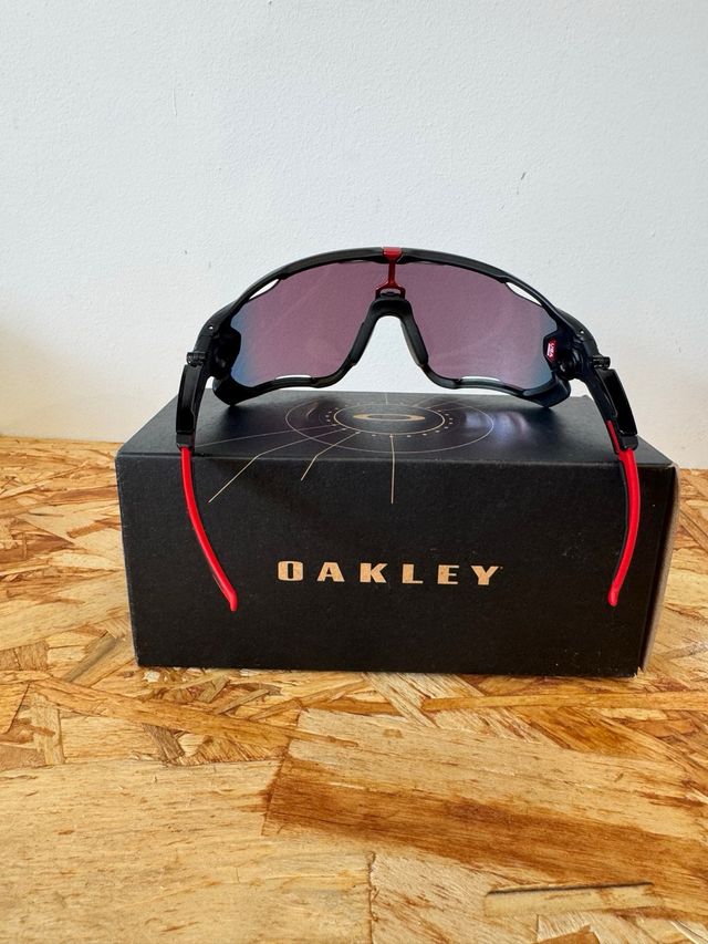 Oakley Jawbreaker