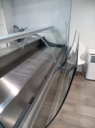 Vitrina expositora refrigerada