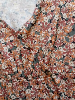 Vestido floral Pull&Bear talla M