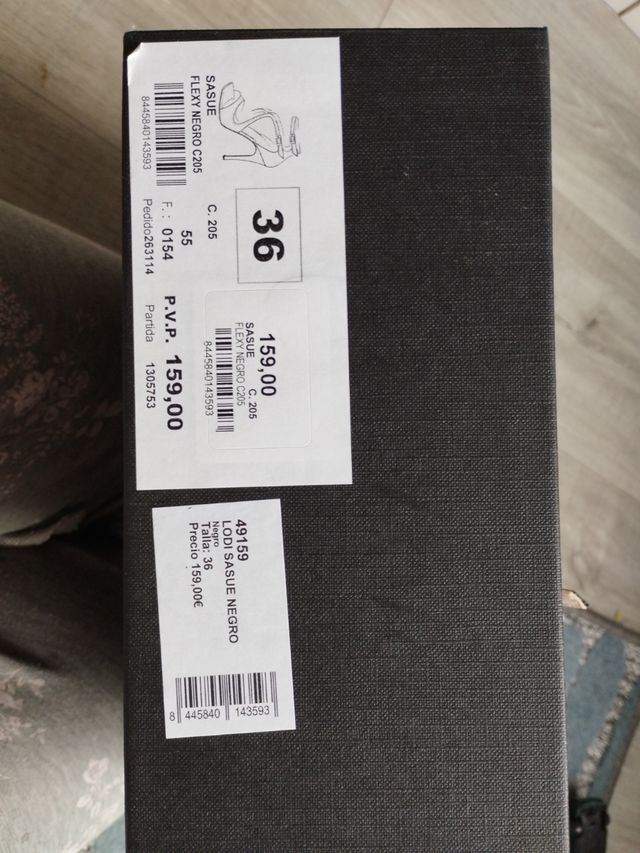 Sandalias LODI charol negro T36