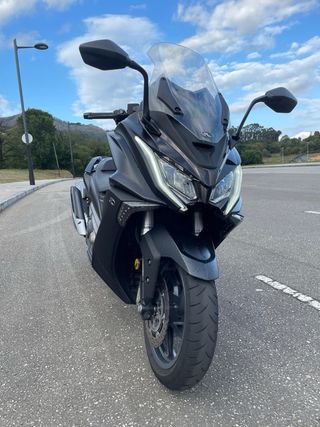 Kymco AK550 2018 50cv Limitada A2