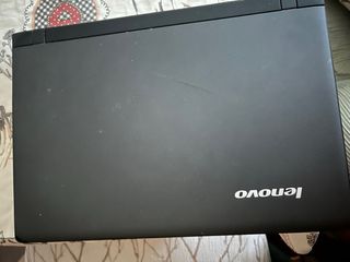 Portátil Lenovo Negro