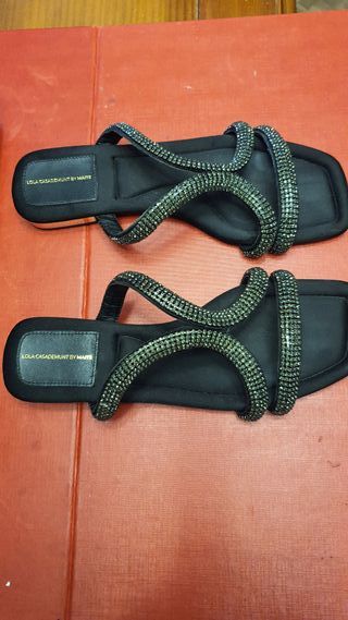 Sandalias Lola Casademunt Negras Brillantes