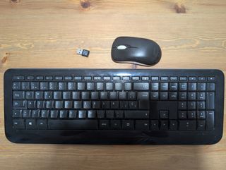 Teclado y Ratón Inalámbrico Microsoft Negro