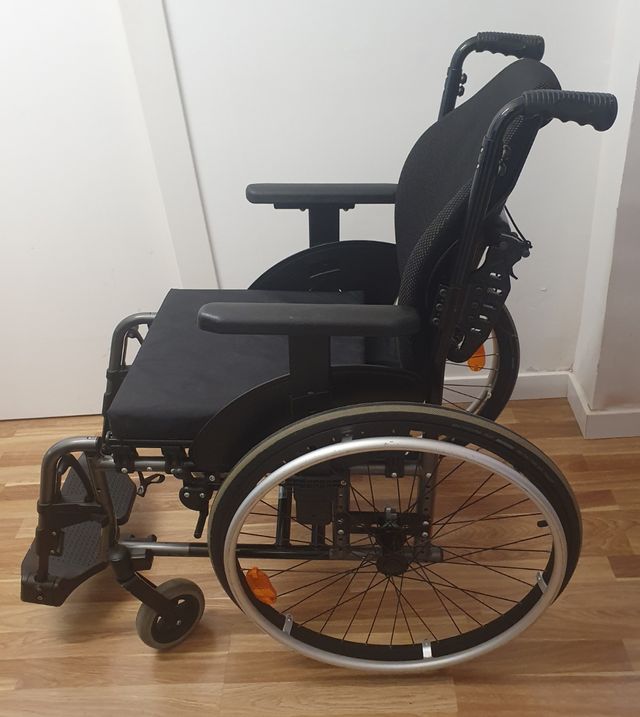 Silla de ruedas Ottobock plegable