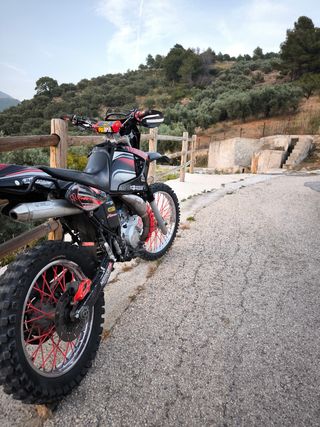 Yamaha DT 125 RE