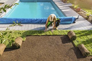 Mantenimiento jardines piscinas