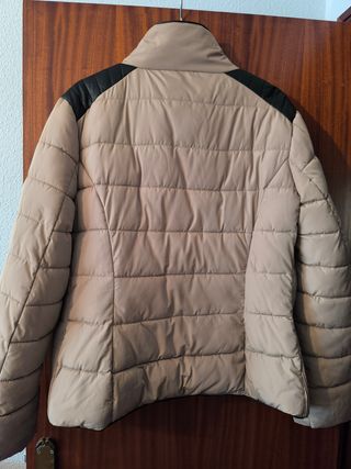 Cazadora entretiempo mujer Koröshi beige