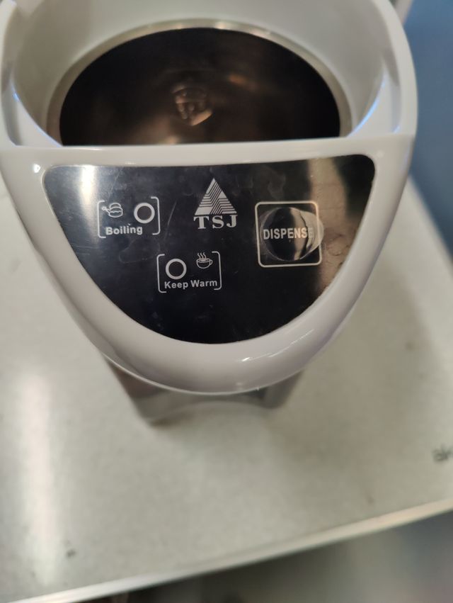 Dispensador Agua Caliente 5.8L