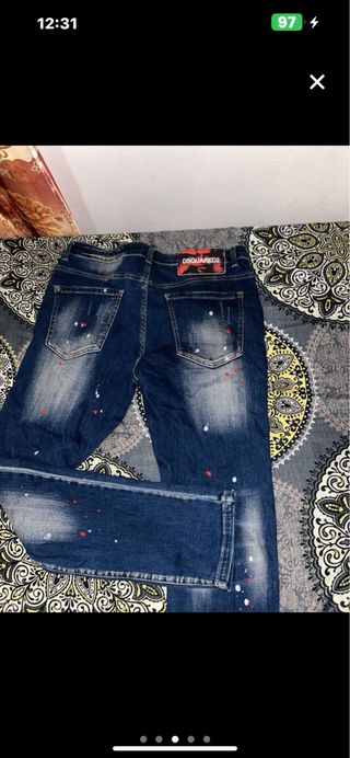 Tejanos DSQUARED2 con pintura