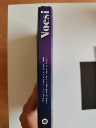 Noesi. Textos de filosofia per a les PAU 2025