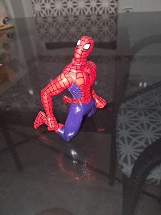 Figura Spiderman sentado