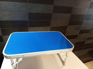 Mesa Plegable Azul y Plateada