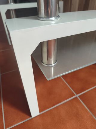 Mesa de cristal moderna para salón