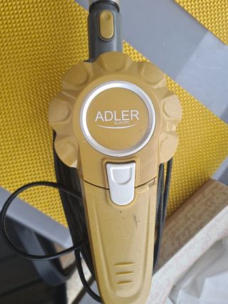 Aspiradora Adler