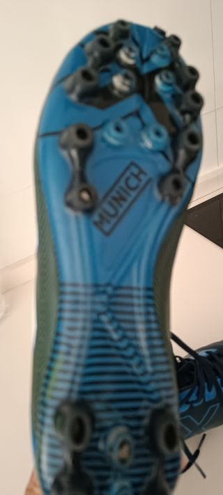 Botas de fútbol Munich azules y multicolor