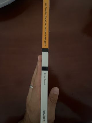 Los Premios Nobel y el misterio del gato