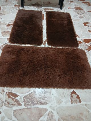 Tappeti per comodino marrone due 1mtx50 uno 60x120