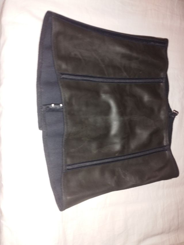 Faja reductora de barriga Leonisa. Talla 44