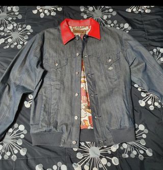 Chaqueta y camiseta LRG