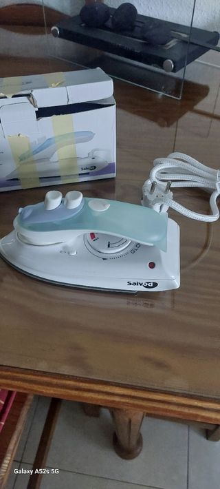 Plancha de viaje Saivod PV-14