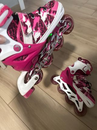 Patines en línea rosas con luces