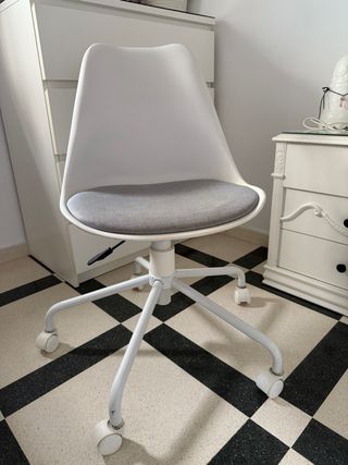 Silla de escritorio.