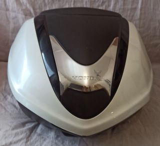 Baúl SH300 2011-2014
