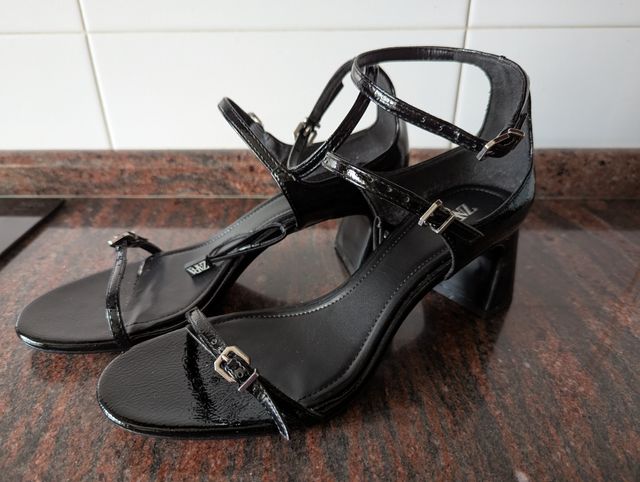 Sandalias Zara Charol Talla 38